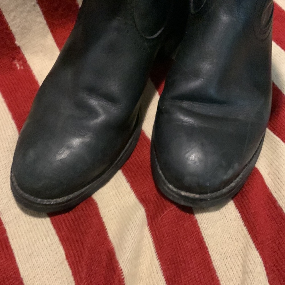 Ariat black boots - Picture 2 of 3